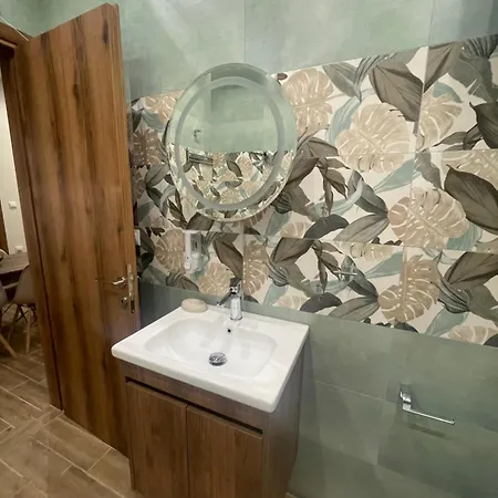Casa Nostra Литокорон